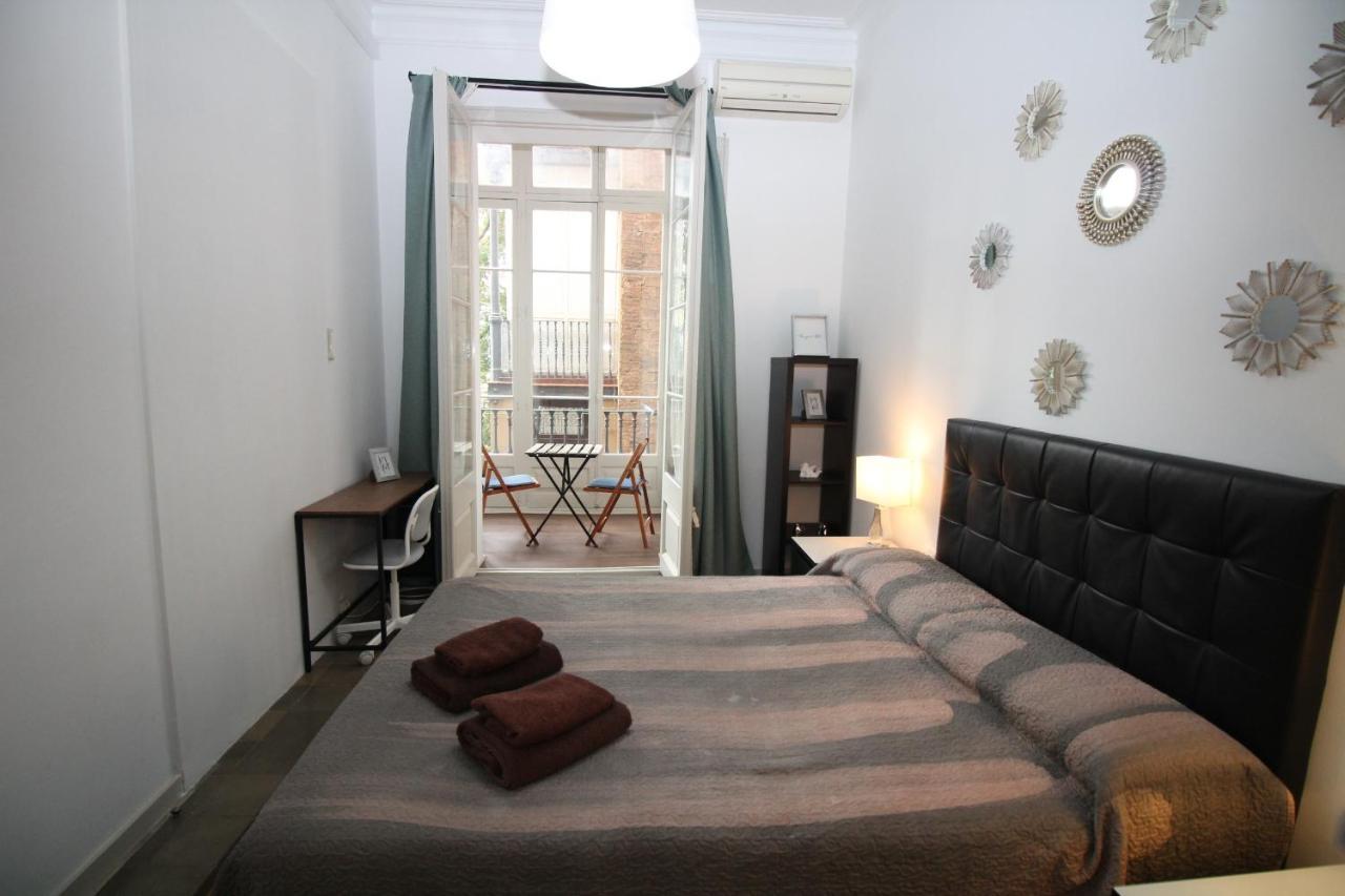 Alojamiento Roger Bed & Breakfast Barcelona Eksteriør bilde